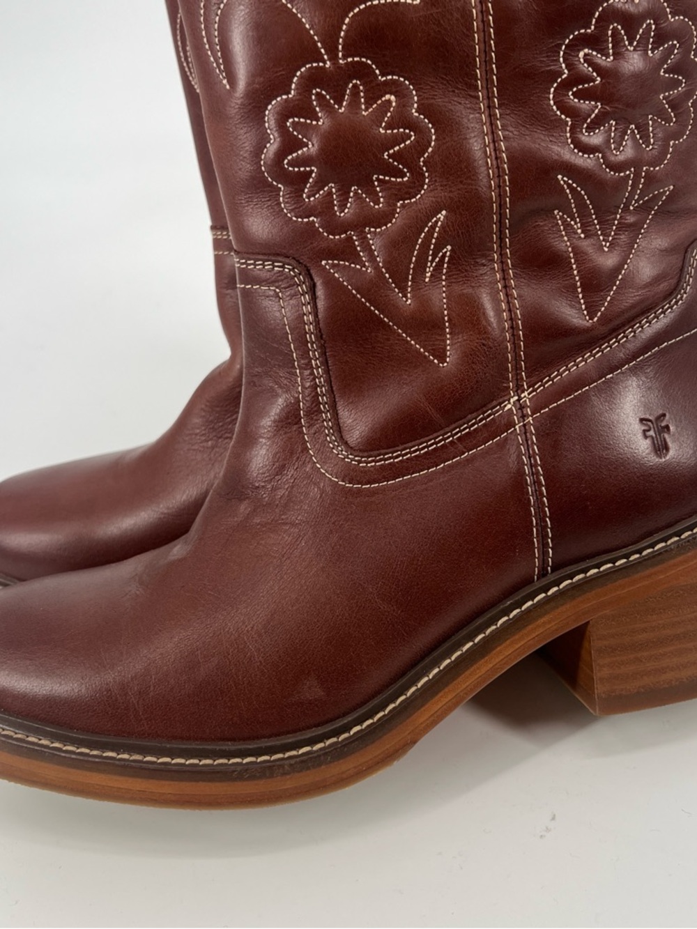 Frye Kate Deco Stitch Floral Embroidered Square Toe Leather Western Boots 8 - Picture 7 of 11